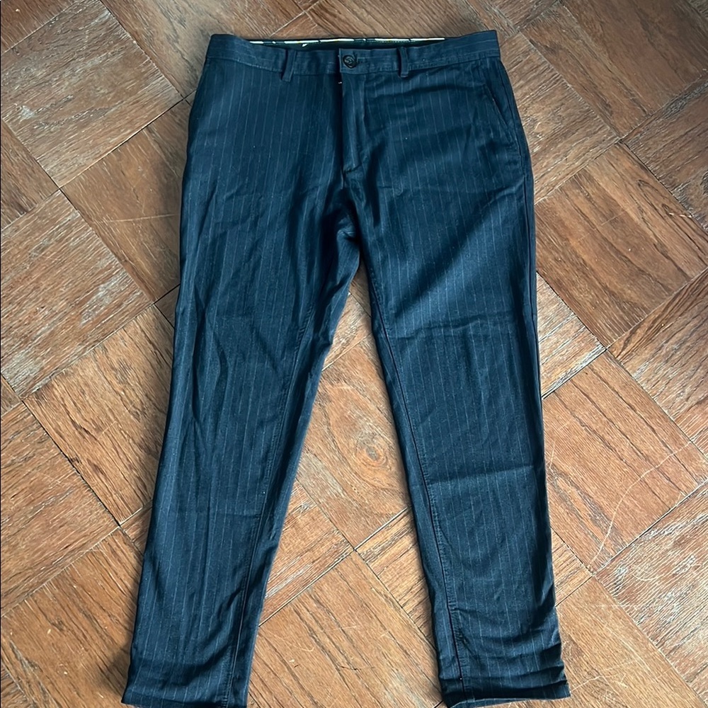 Zara Men’s Navy Pinstripe Pants